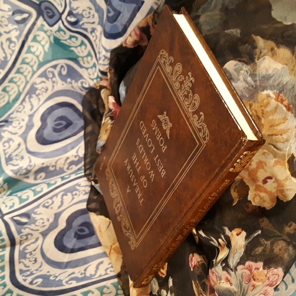 Book - Picture 2 of 6